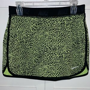 Nike Women's Dri-Fit Flip Print Golf Skorts | Size Small | Neon Green & Black